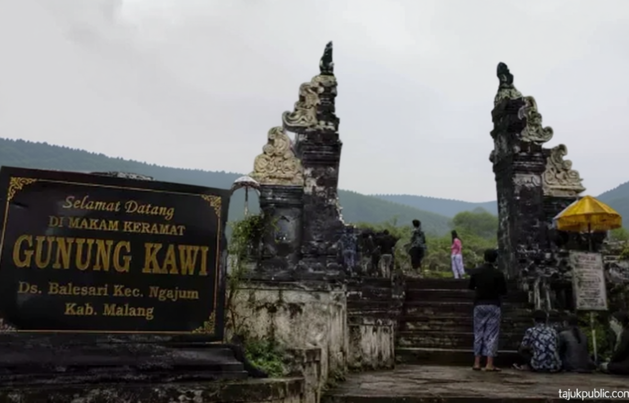 Solving Problems: Bantah Isu Pesugihan, Pengelola Gunung Kawi: Kami Destinasi Wisata Religi