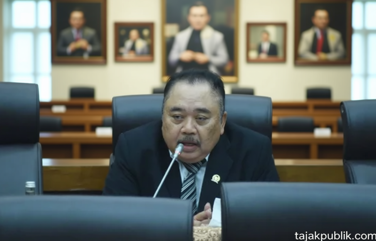 What Happened During: DPR: Kebakaran TPA Jatiwaringin Jadi Alarm Perbaikan Tata Kelola Sampah