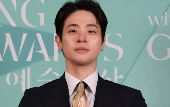 Solving Problems: Park Jeong Min Tinjau Tawaran Bintangi Film Biografi Musisi Shin Hae Chul
