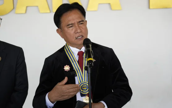Key Issue: Menko Yusril Dukung Pelimpahan Kasus Febrie, Demi Percepatan Penegakan Hukum