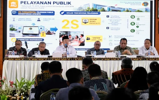 Beri Pengarahan di Kanwil BPN NTT, Menteri Nusron: Gunakan Sudut Pandang Masyarakat