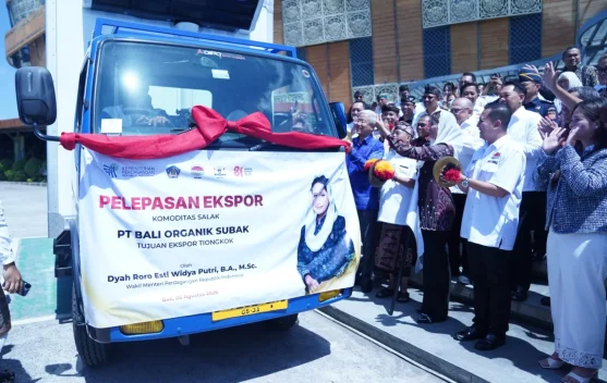 Wamendag Lepas Ekspor Salak Bali, Tindak Lanjuti Misi Dagang Shanghai
