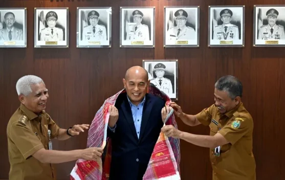 xl_1787585582661501_51631f7ea8_berita_pusat-pemberitaan